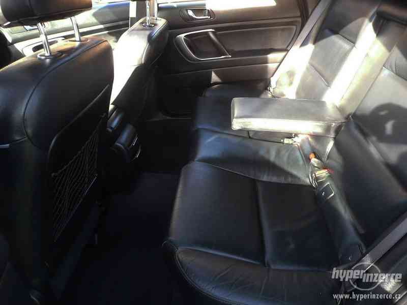 Subar Outback 2,5i - foto 12