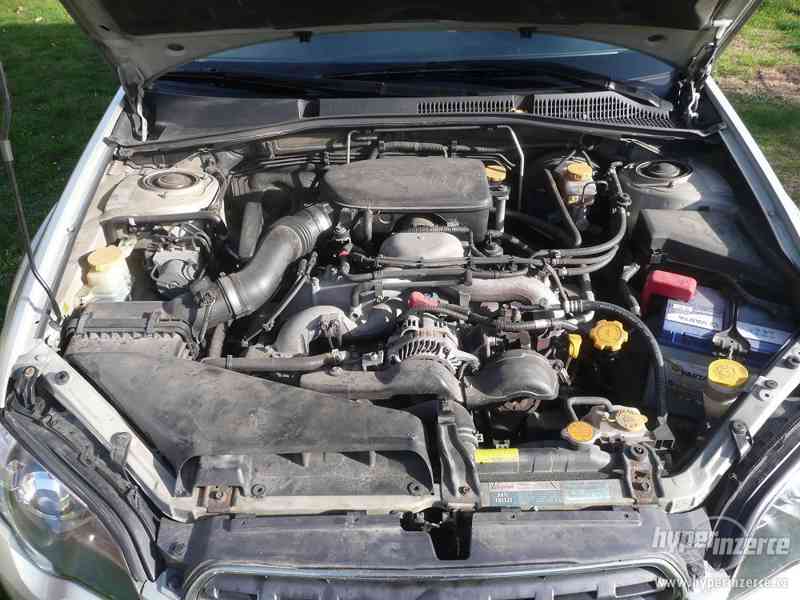 Subar Outback 2,5i - foto 16