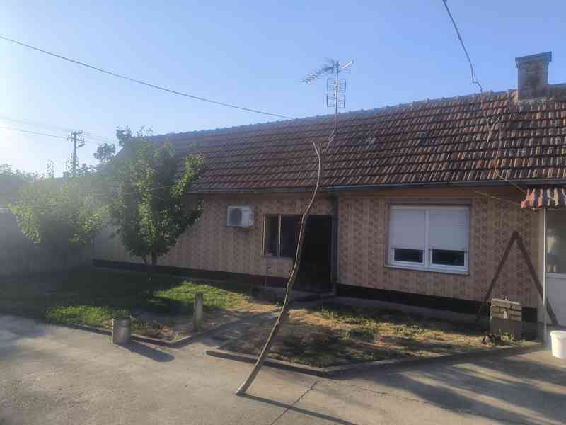 🏡 Dva domy v klidné části obce na severu Srbska  - foto 5