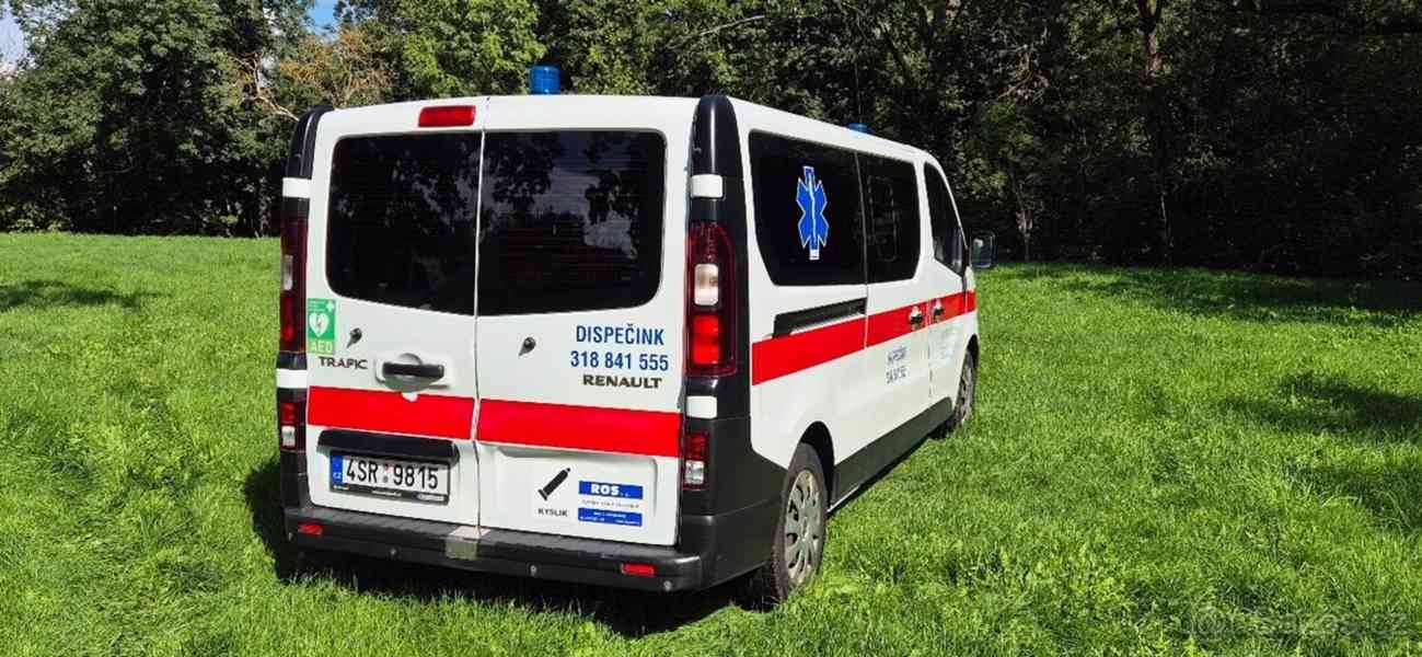 Renault Trafic 1,6   Sanitní vůz - foto 2