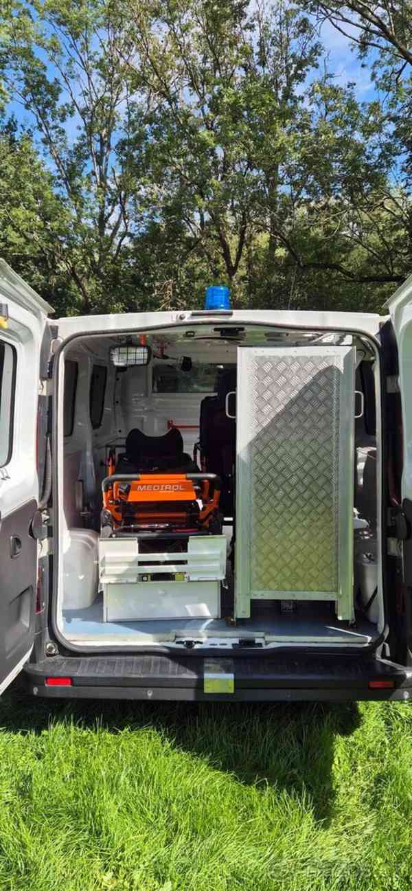 Renault Trafic 1,6   Sanitní vůz - foto 11