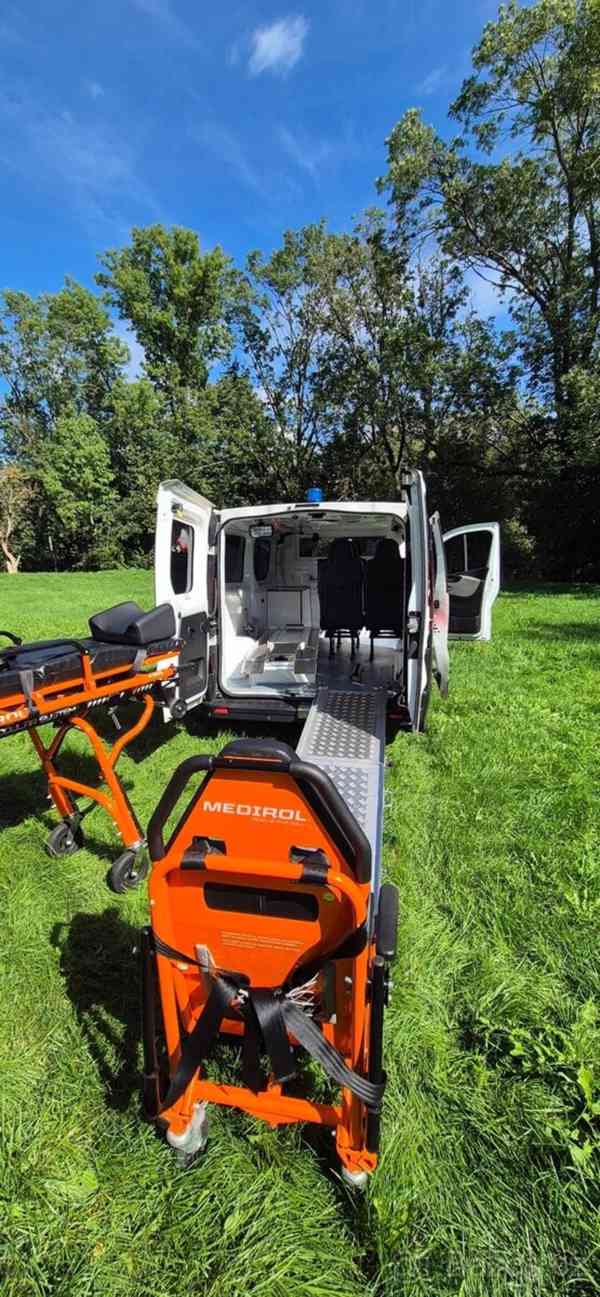 Renault Trafic 1,6   Sanitní vůz - foto 8