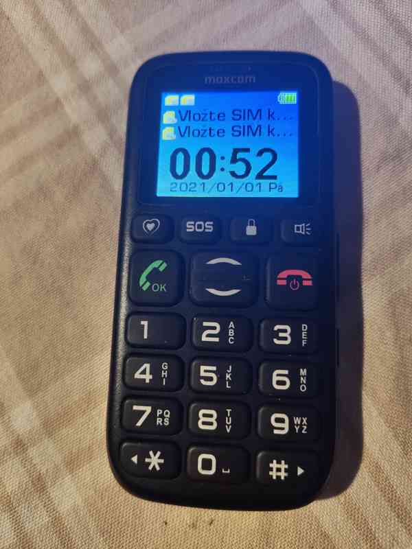 Mobilní tlačítkový telefon Maxcom MM428L Dual SIM - foto 3