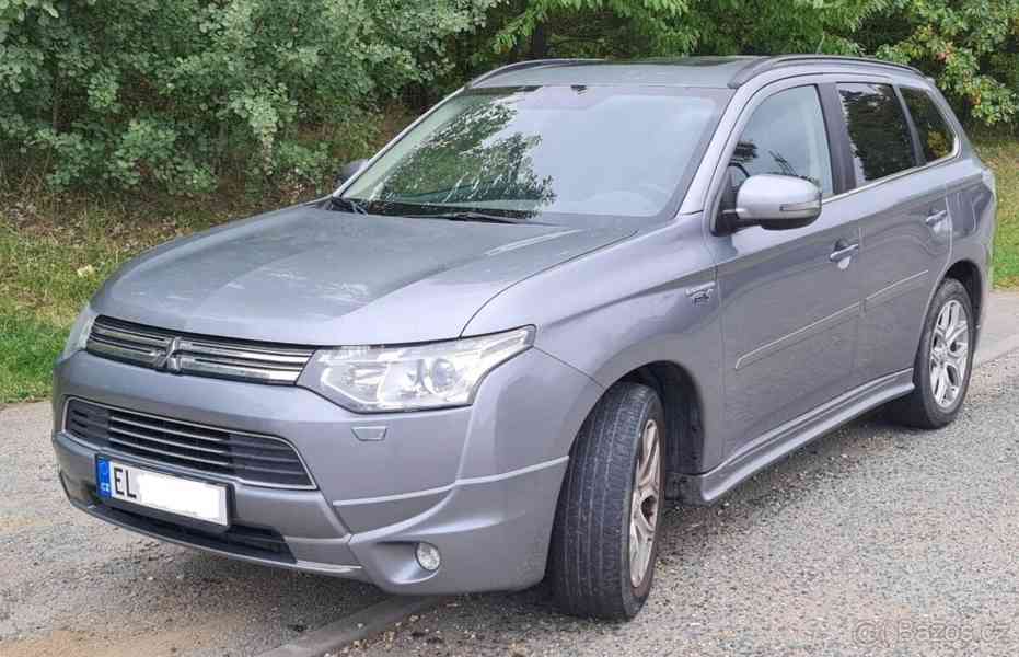 Mitsubishi Outlander 2,0   PHEV L "EL" - foto 16