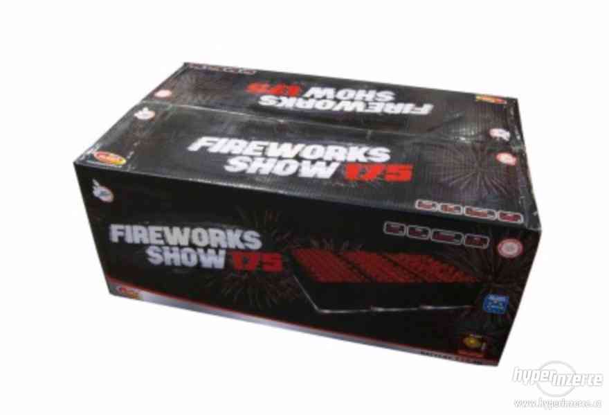 Kompaktní Ohňostroj Fireworks Show 175ran / 30 a 50 mm - foto 1