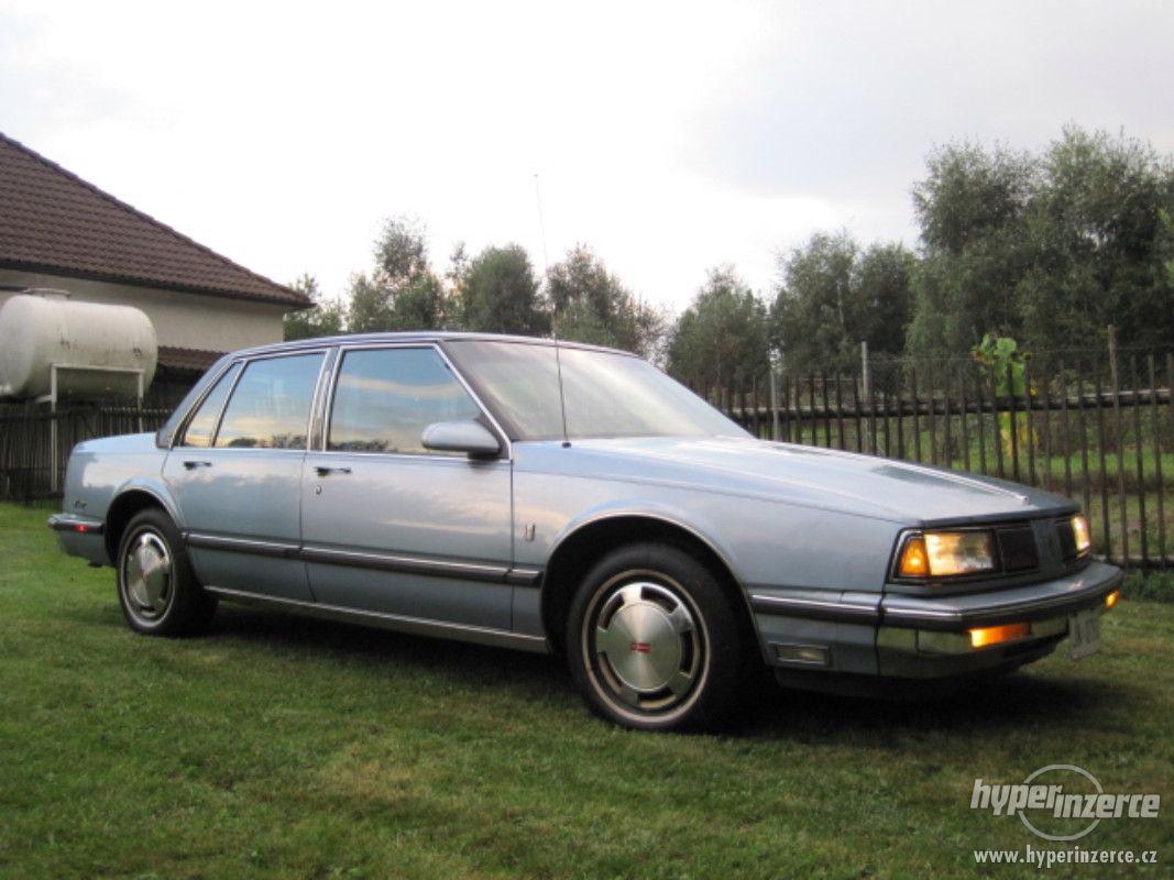 Oldsmobile Delta 88 - foto 1