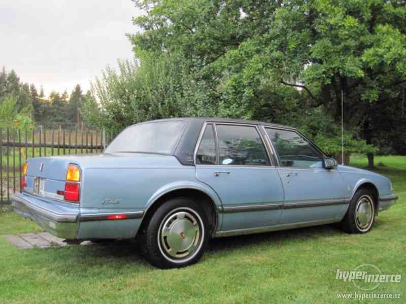 Oldsmobile Delta 88 - foto 2