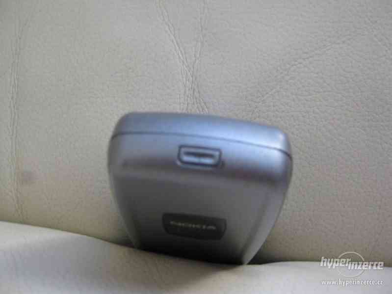 Nokia 2600 - plně funkční mobilní telefony z r.2004 - foto 7