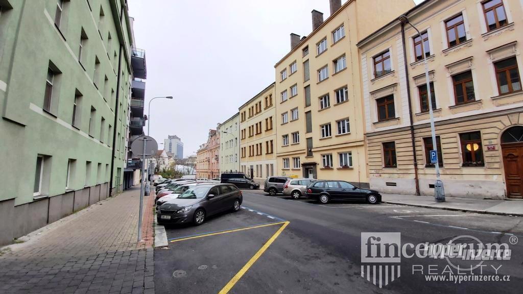 Pronájem kanceláře 77 m2 Marie Cibulkové, Praha Nusle - foto 2