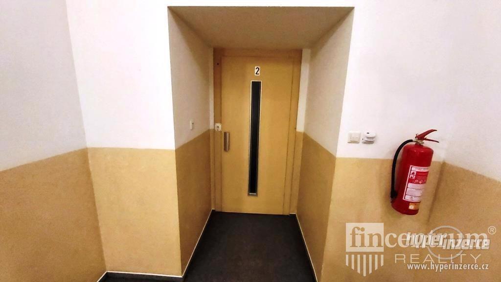 Pronájem kanceláře 77 m2 Marie Cibulkové, Praha Nusle - foto 8