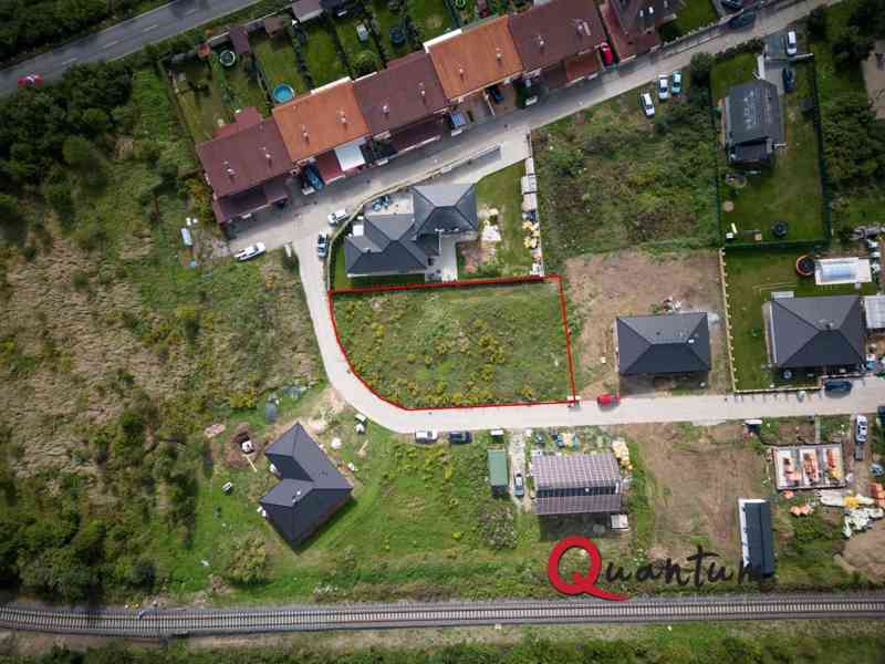 Stavební pozemek 993 m2, Kralupy nad Vltavou - Zeměchy - foto 4