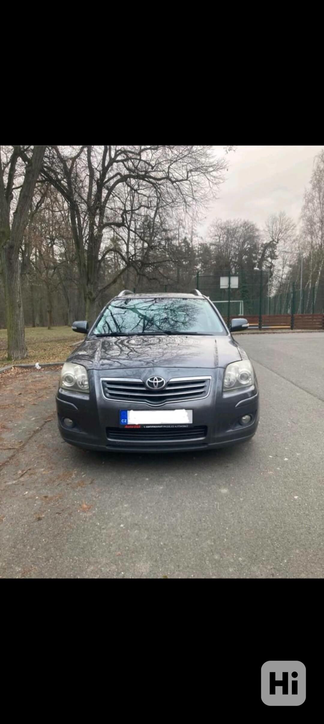 Toyota Avensis, 2,2 D4 – D180, combi, nafta  - foto 1