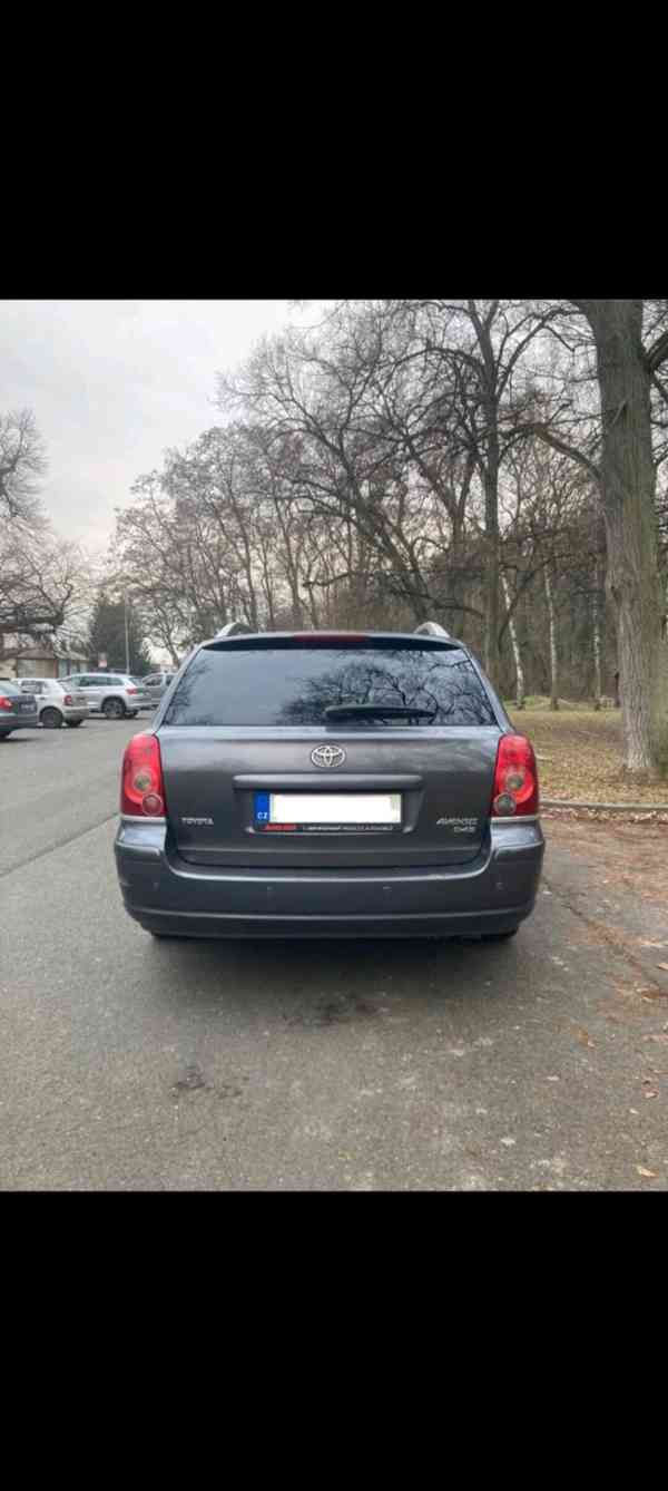 Toyota Avensis, 2,2 D4 – D180, combi, nafta - foto 4