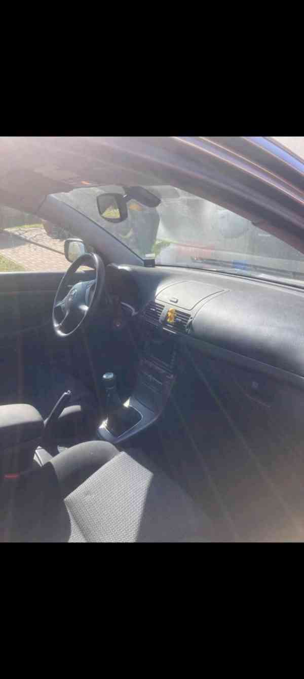 Toyota Avensis, 2,2 D4 – D180, combi, nafta - foto 8