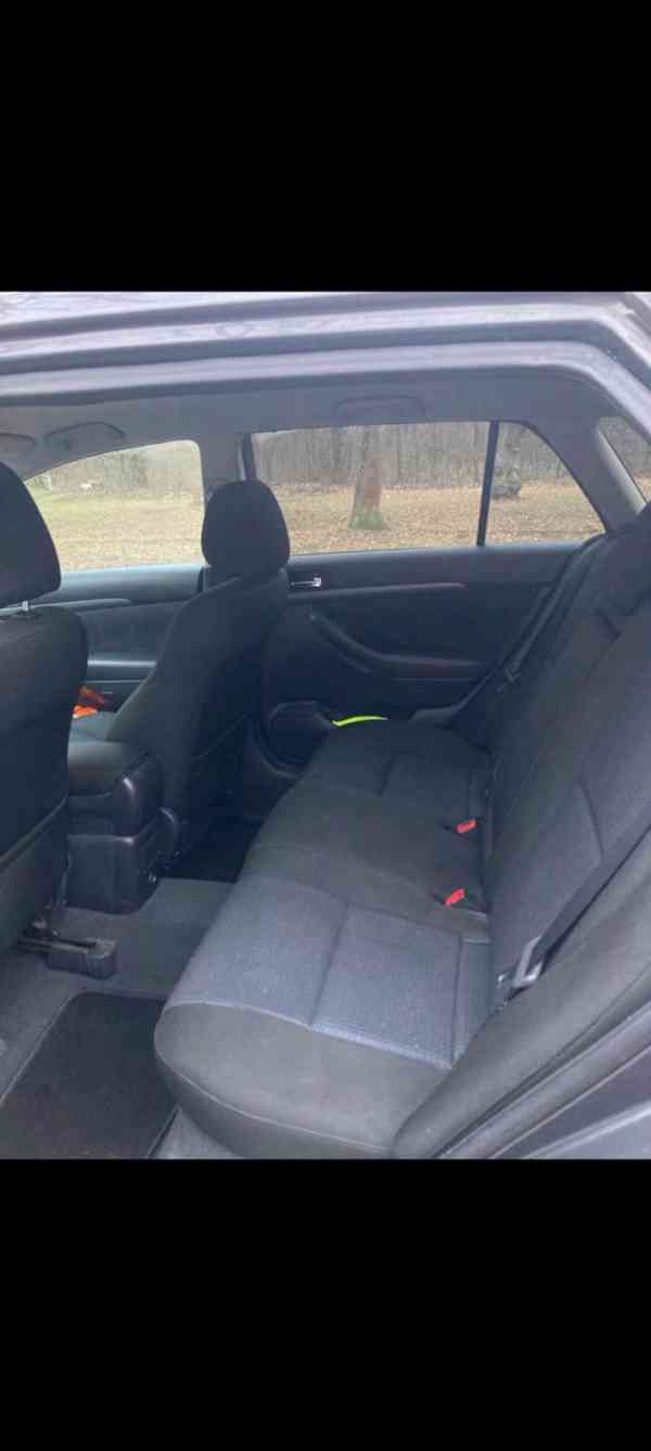 Toyota Avensis, 2,2 D4 – D180, combi, nafta - foto 9