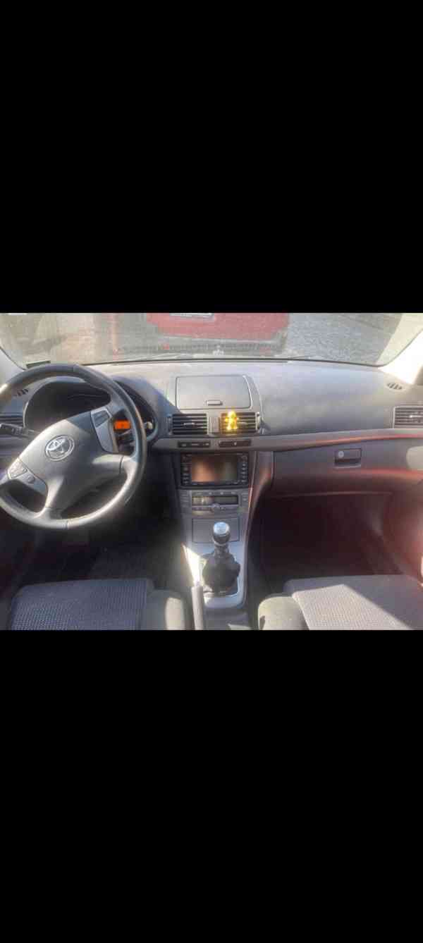 Toyota Avensis, 2,2 D4 – D180, combi, nafta - foto 7