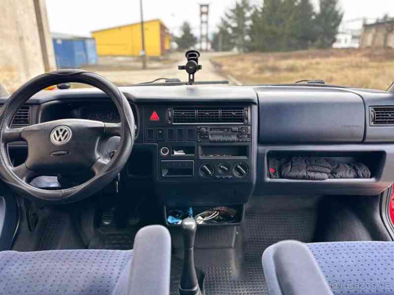 Volkswagen Caravelle 2,5 - foto 7