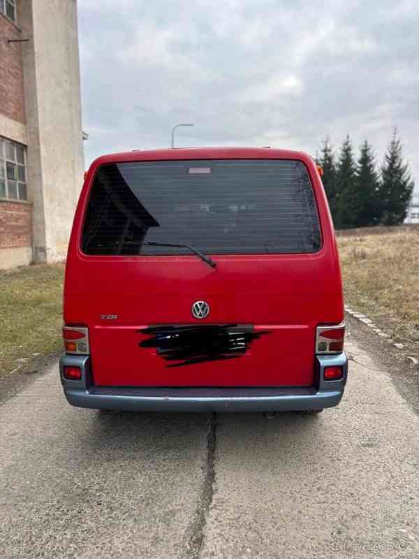 Volkswagen Caravelle 2,5 - foto 9