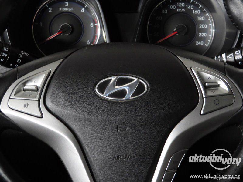 Hyundai ix20 1.4, nafta, rok 2015 - foto 2