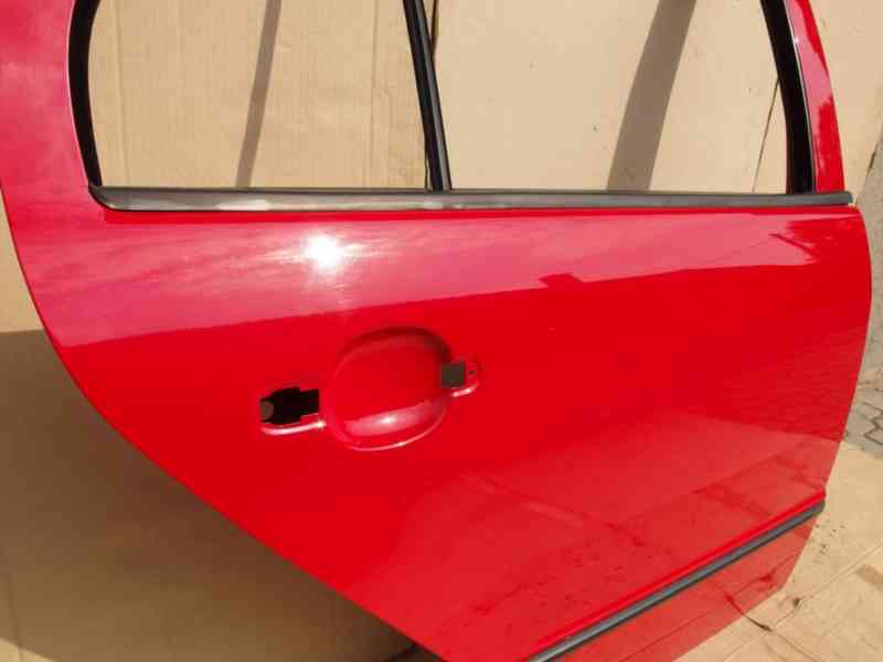 Pravé zadní dveře Škoda Fabia I hatchback - foto 2