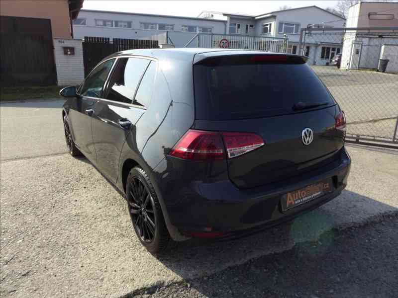 Volkswagen Golf 1,2 TSI HIGHLINE, 1.MAJITEL - foto 4