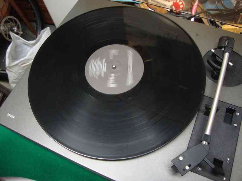 Gramofon Tesla NC 300 stereo 1985/88 funkční pěkný - foto 4