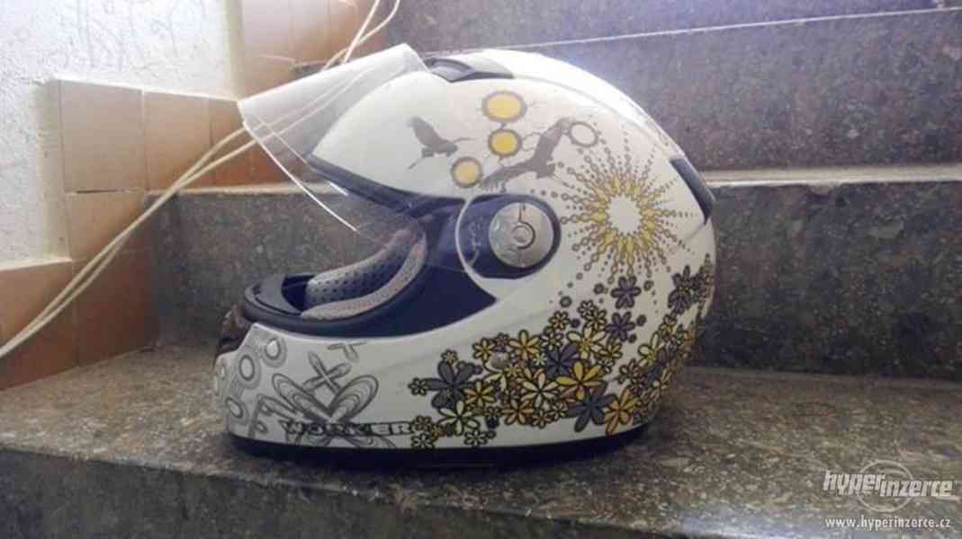 Dámská moto helma - foto 1