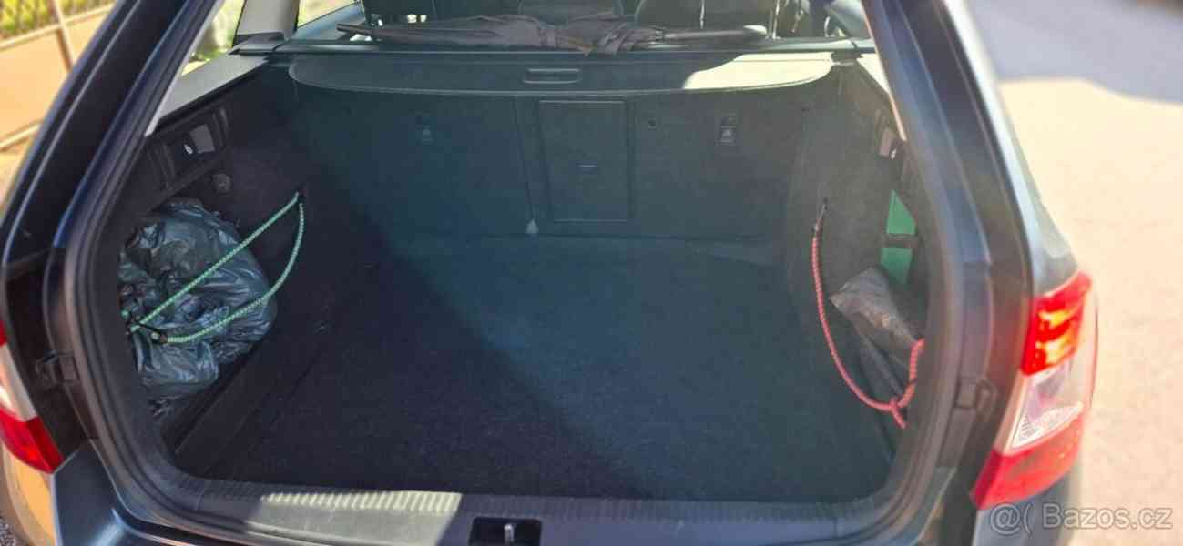 Škoda Octavia 2,0   III - foto 7