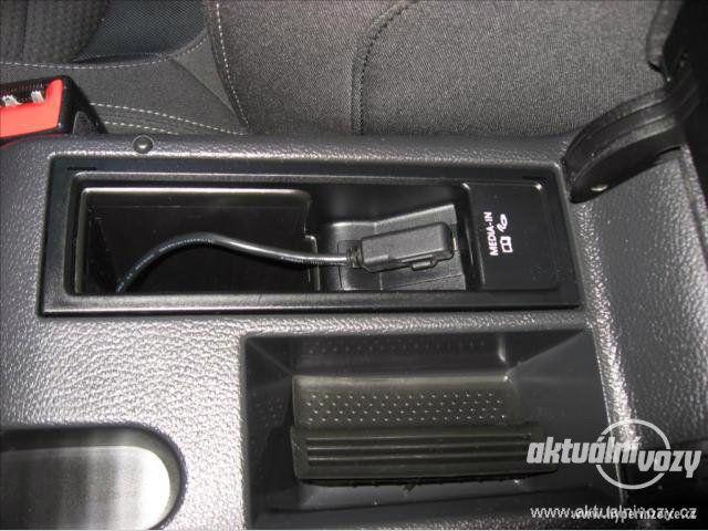 Volkswagen Scirocco 1.4, benzín, vyrobeno 2010 - foto 6