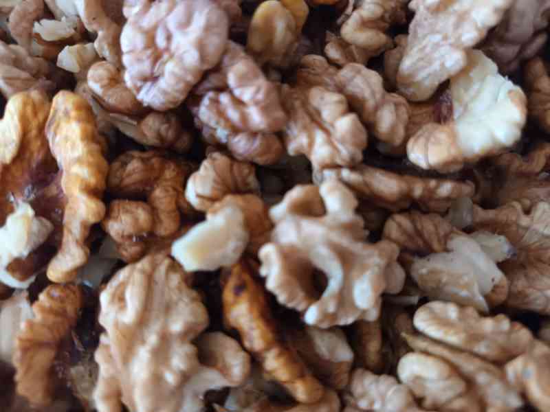 Prodám vlašské ořechy loupane  - foto 2