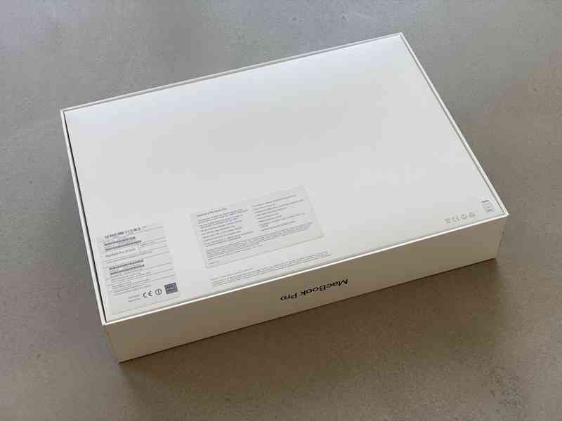 Apple MacBook Pro Touch Bar Intel Core i7" 2.9 15" - foto 5