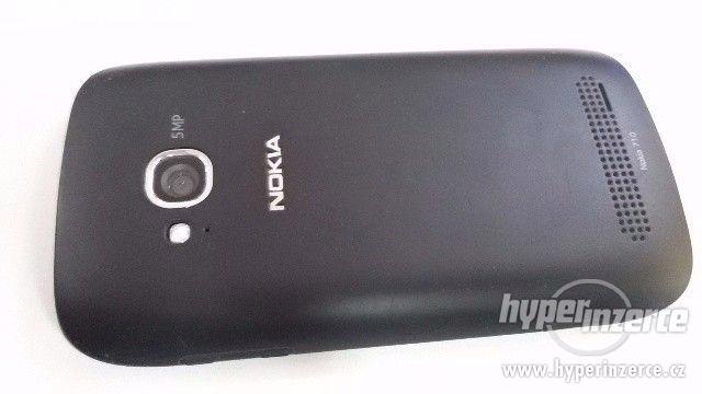 Nokia Lumia 710 - foto 2