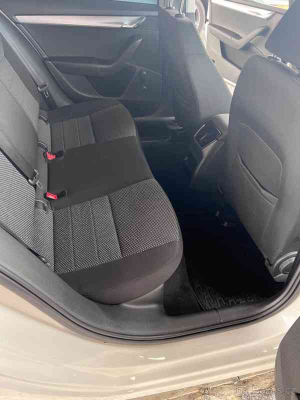 Škoda Octavia 1,4 TSI - foto 4