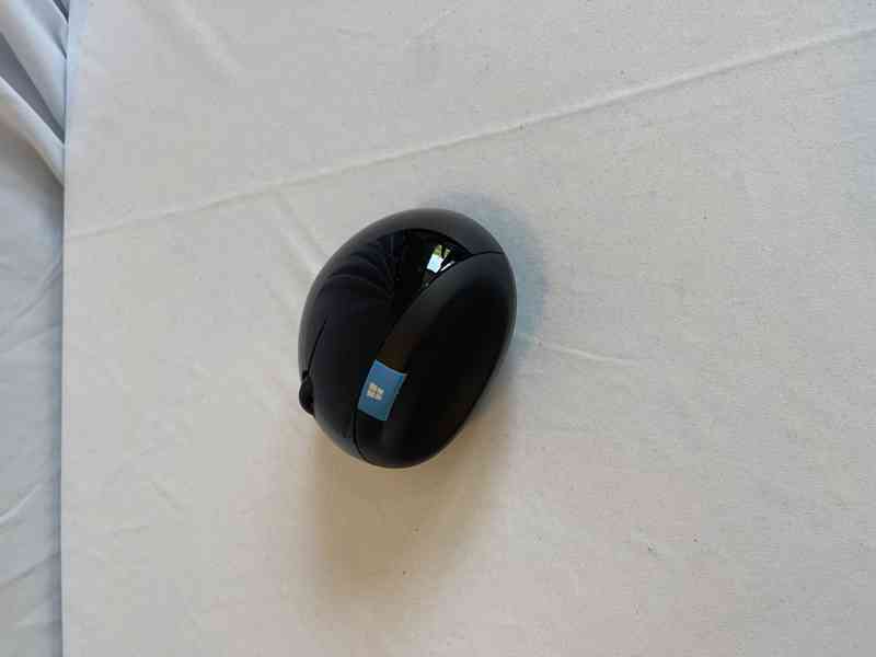 Microsoft Sculpt Ergonomic Mouse 1560 BlueTrack - nefunkční - foto 2