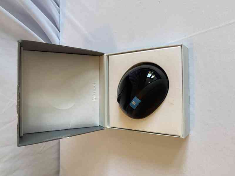 Microsoft Sculpt Ergonomic Mouse 1560 BlueTrack - nefunkční