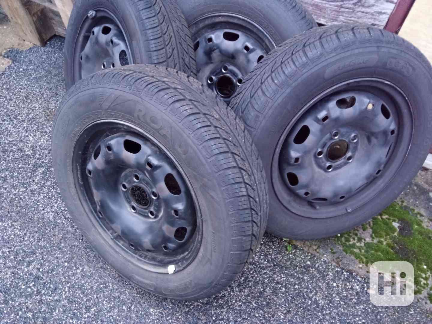 Prodám 4x letní pneu Sebring 165/70 R14 85T + 4x disky plech - foto 1