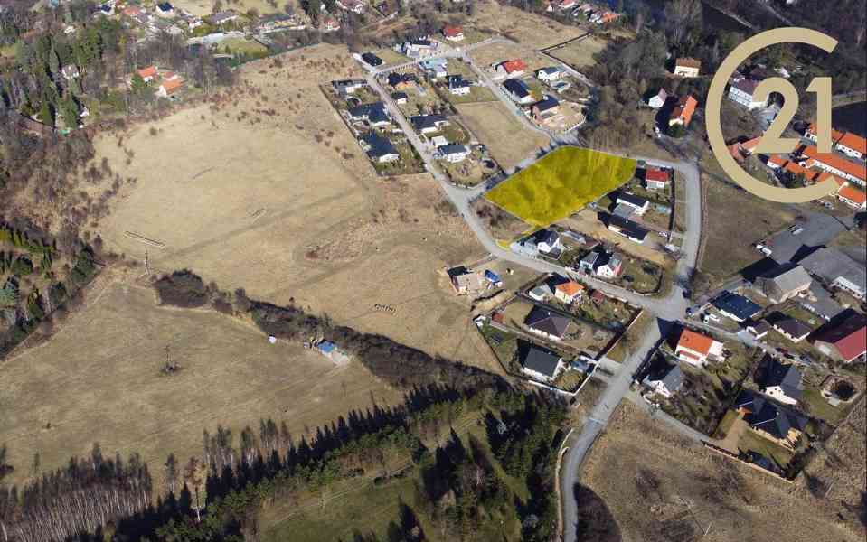 Pozemek o rozloze  5 320 m2 v obci Mníšek pod Brdy - foto 3