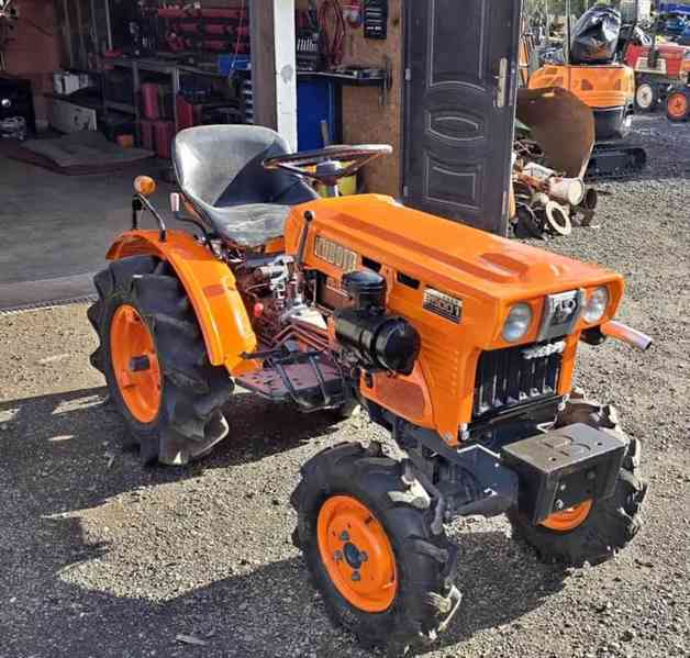 Malotraktor Kubota B5001 - foto 1