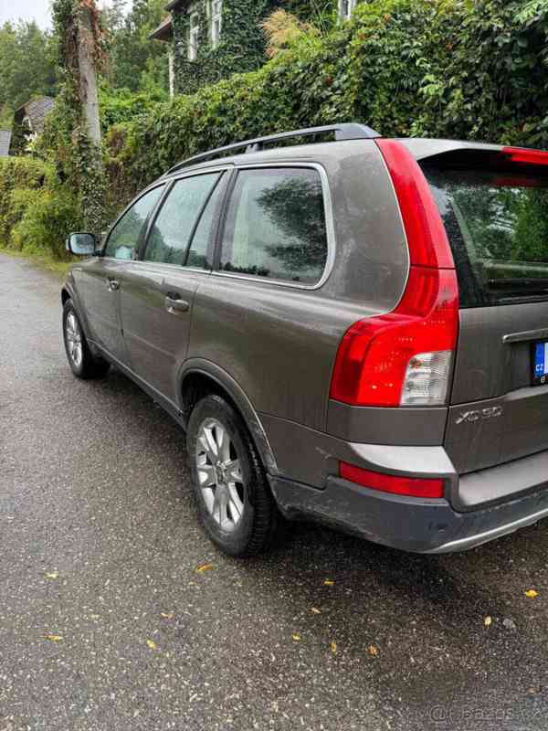 Volvo XC90 - foto 2