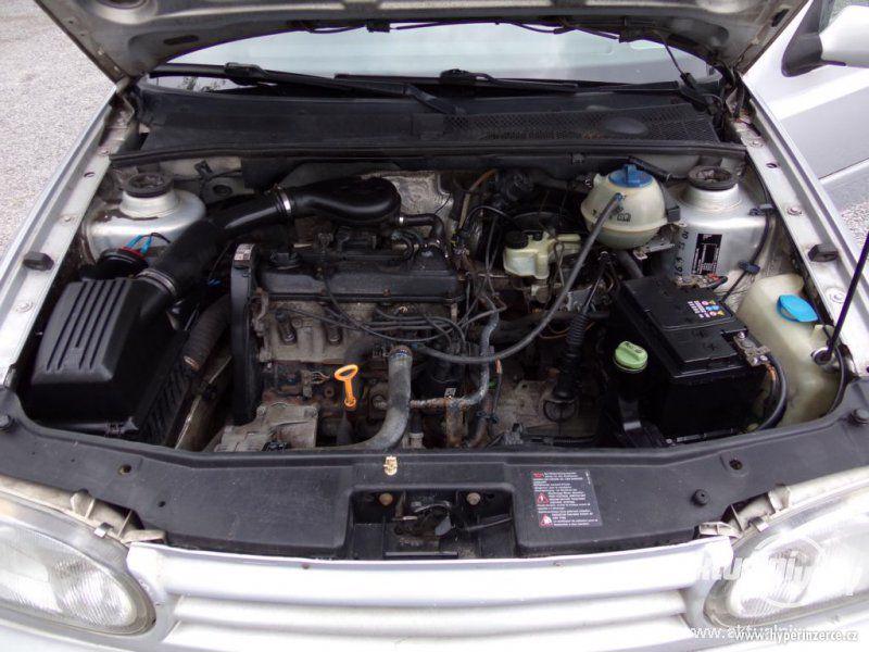Volkswagen Golf 1.8, benzín, rok 1997, STK, centrál - foto 10
