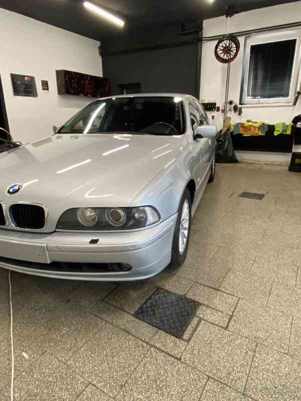 BMW 5 E39 - foto 11
