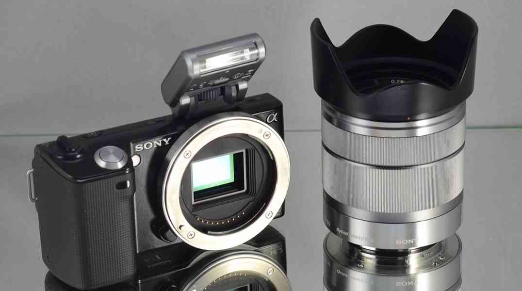 Sony NEX-5 + 18-55 mm *14MPix*Full HDV* 950 Exp. - foto 4