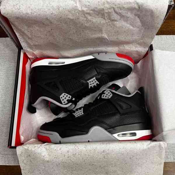 Nike Air Jordan 4  - foto 7