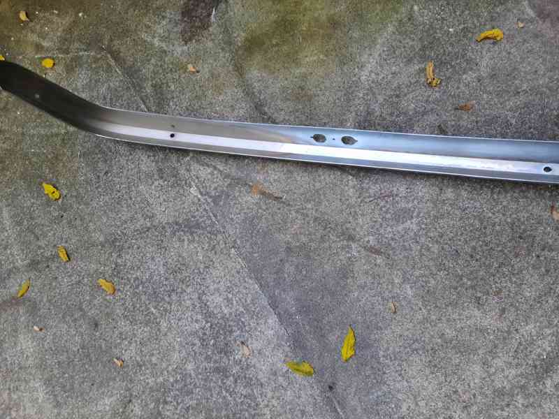 Zadní nárazník VAZ 2103 - foto 2
