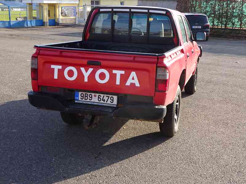 Toyota Hilux 2.5 D r.v.2001 Koupeno v ČR stk:5/2026  - foto 4