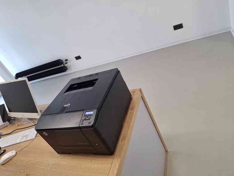 Prodáme stolní tiskárnu HP Color LaserJet 200 M251n  (A4) - foto 3