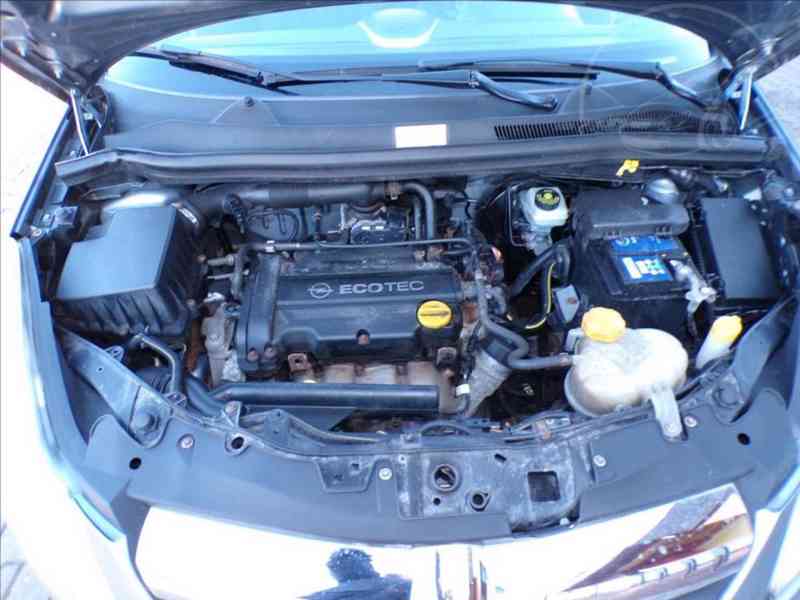 Opel Corsa 1,2 1.2 16V - foto 11