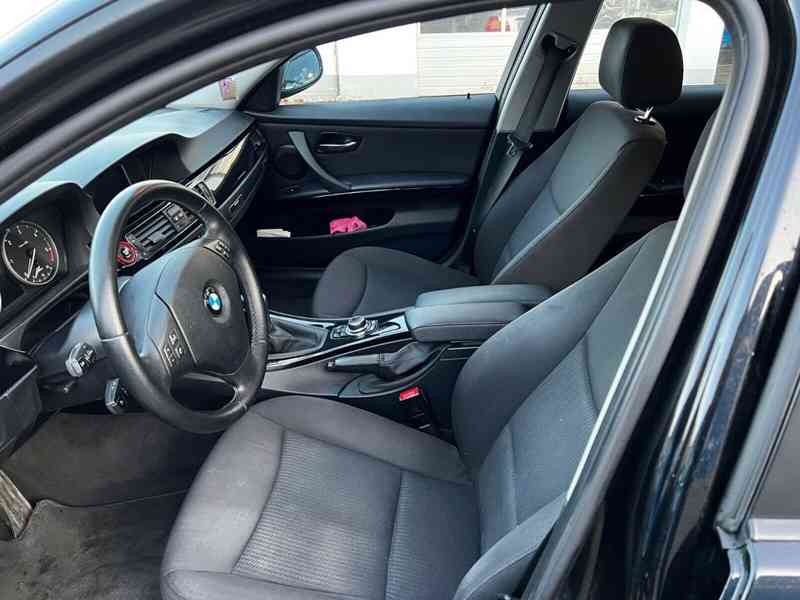 BMW Touring 320d 135kw - foto 5