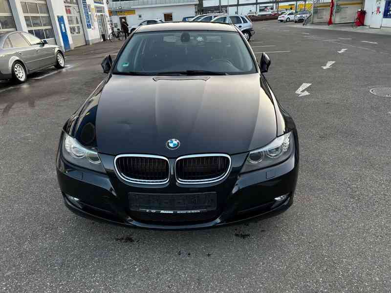 BMW Touring 320d 135kw - foto 9