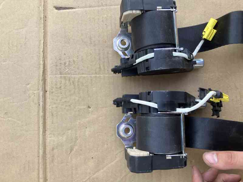 predni pasy vw caddy 15-20 - foto 13